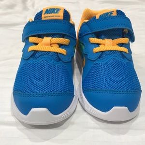 💙🧡New in Box Toddler Boys Nike Star Runner 🧡💙